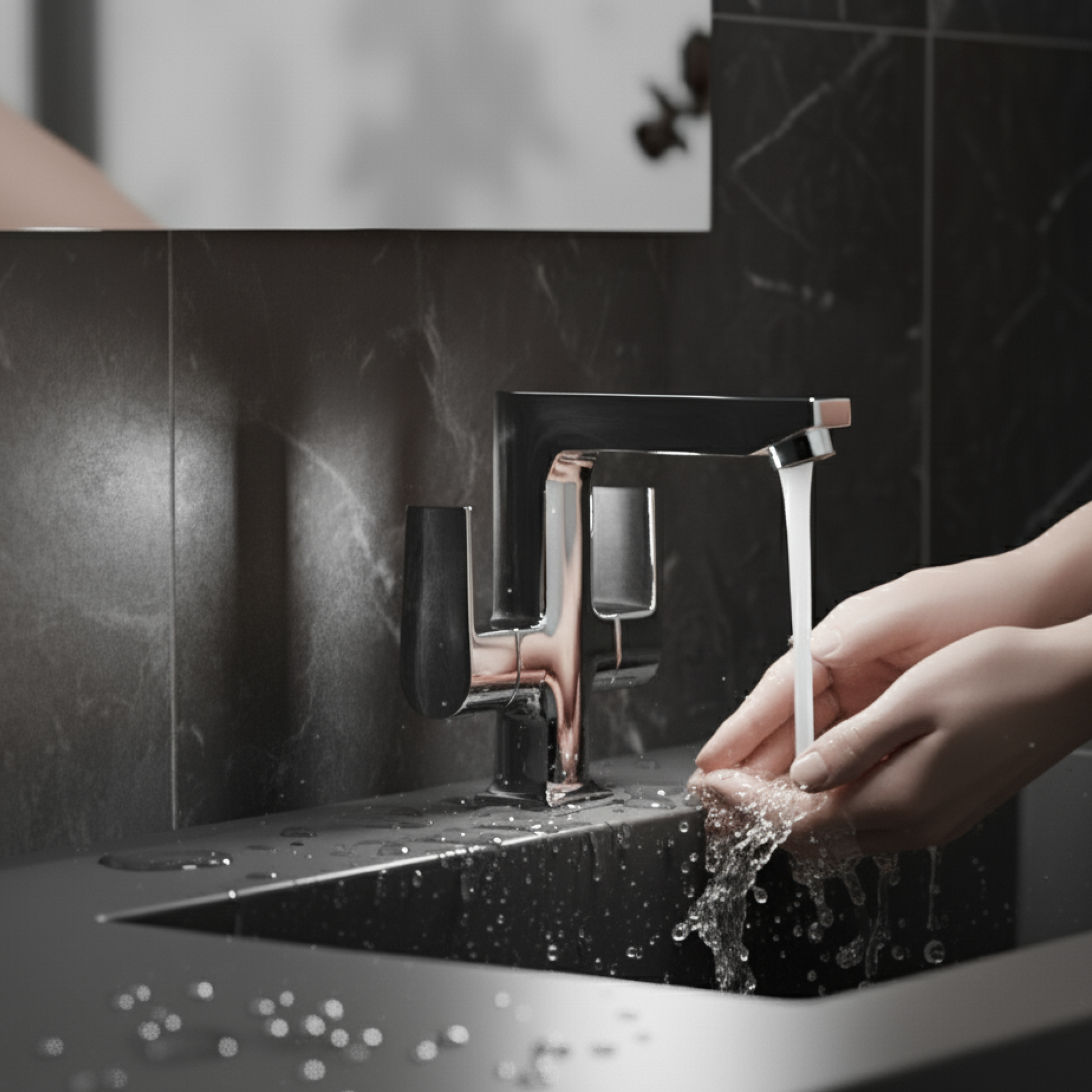 CENTRE HOLE BASIN MIXER